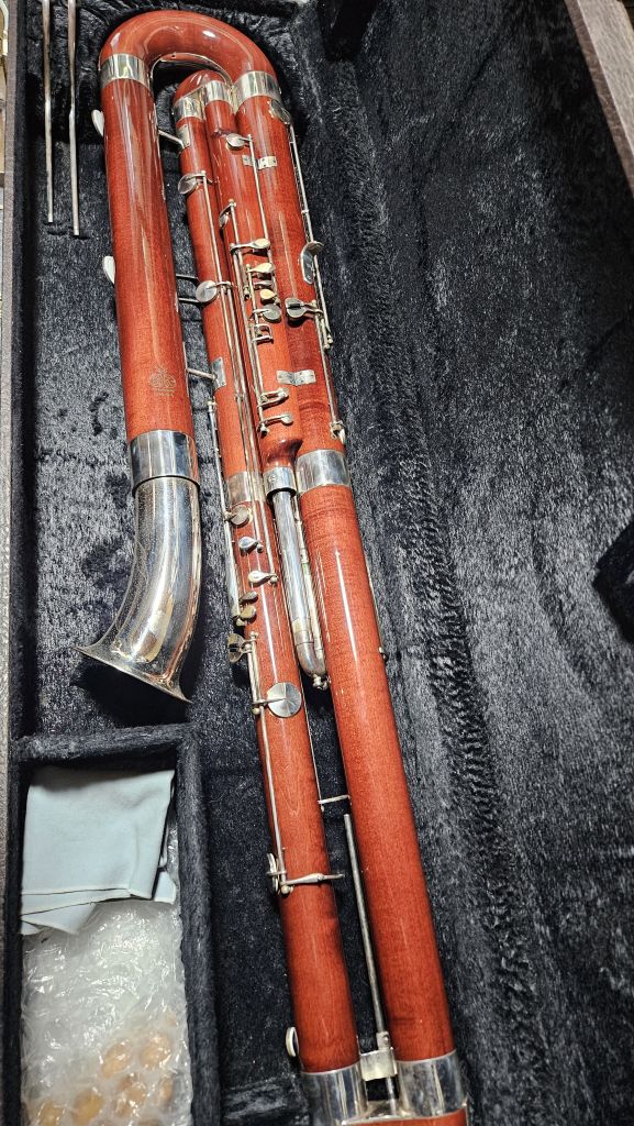 コントラファゴットの金属磨きをした