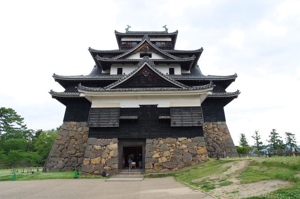 松江城・天守正面