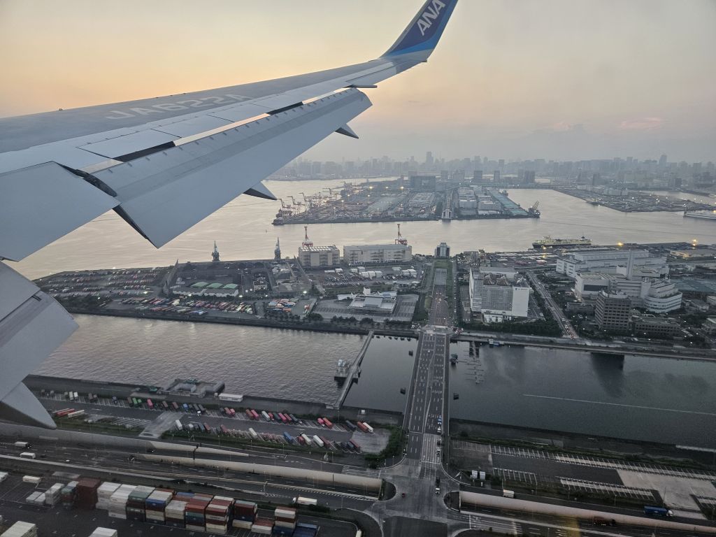 飛行機からの景色・お台場付近