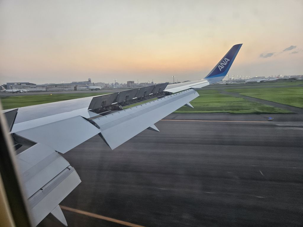 飛行機からの景色・羽田空港に着陸