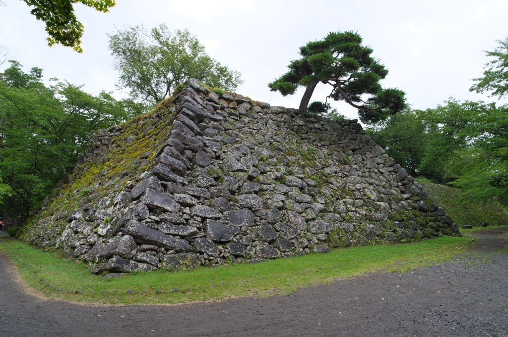 小諸城(懐古園)・天守台石垣