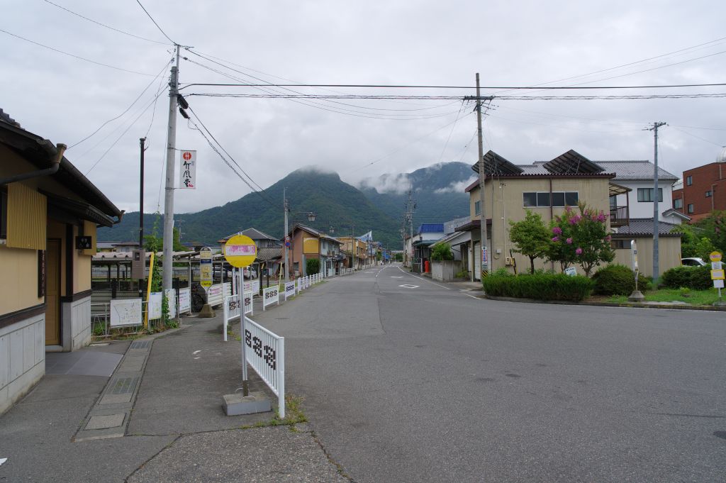 旧松代駅・東方面