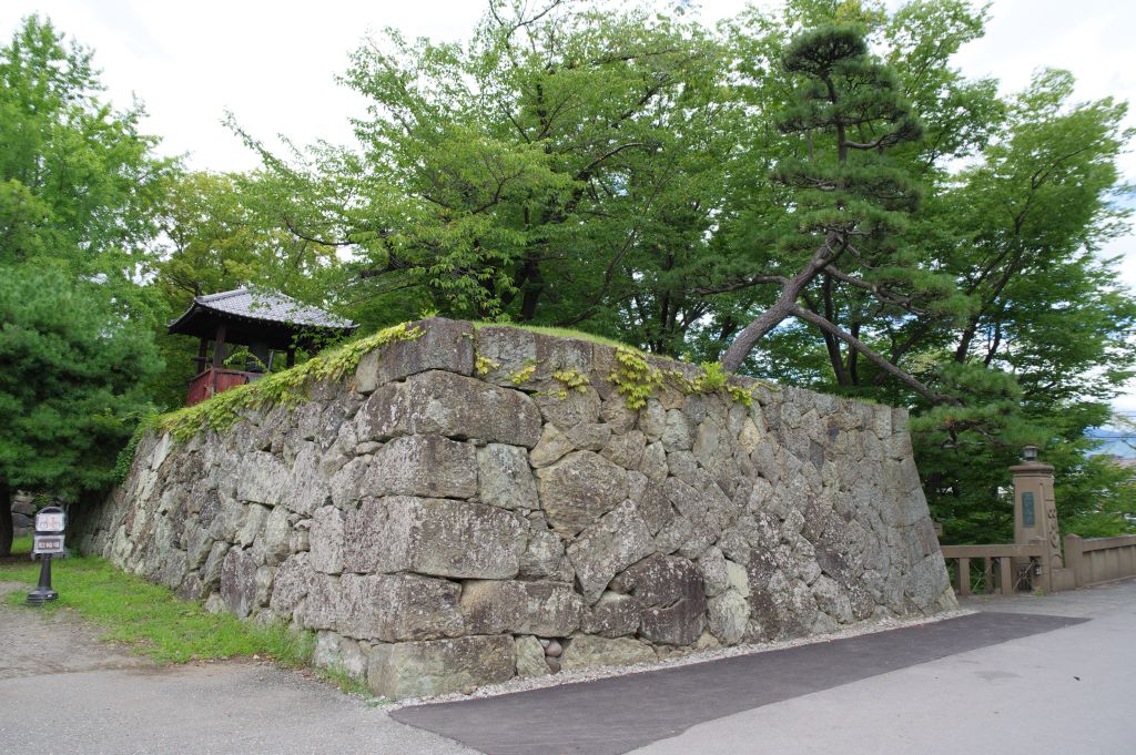 上田城・入口の石垣