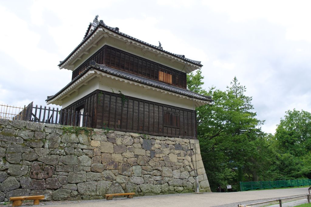 上田城・西櫓を下から