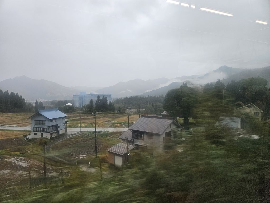 上越線・越後中里駅付近