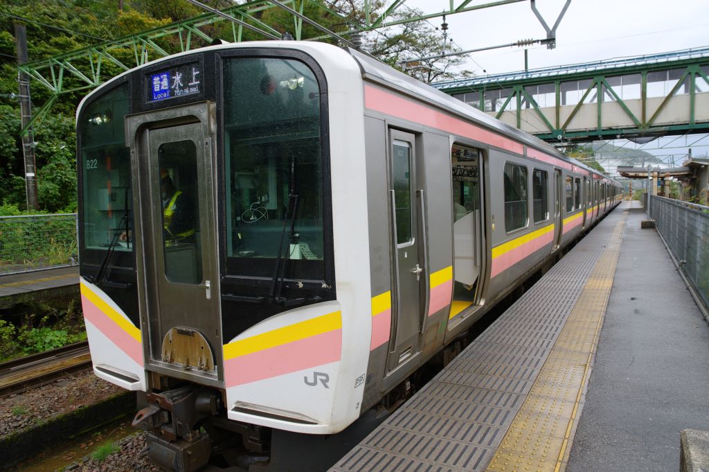 土樽駅・上越線の先頭部