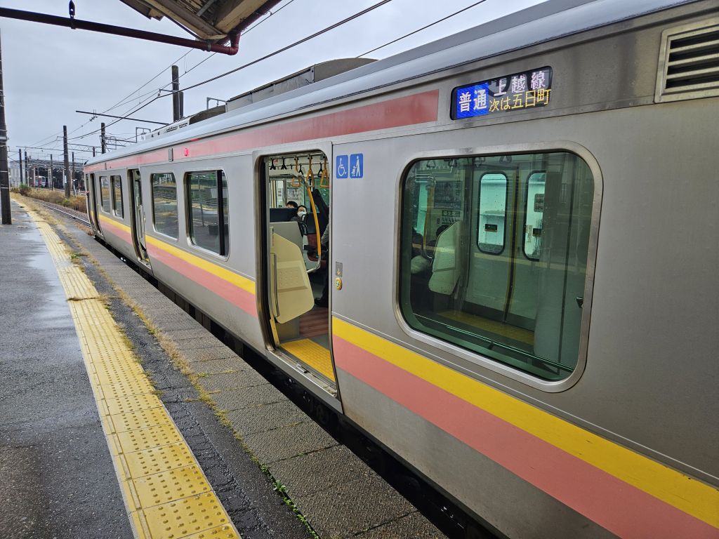 上越線・六日町駅