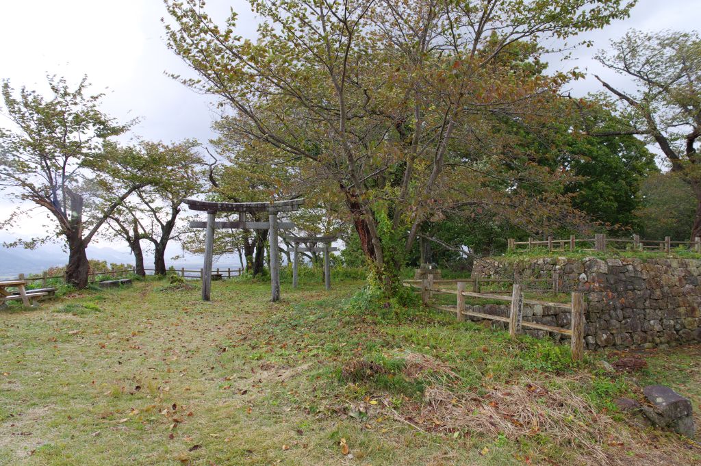 村上城・本丸の鳥居