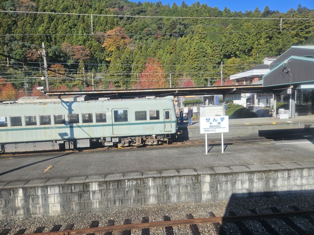 大井川沿いバス車窓・千頭駅