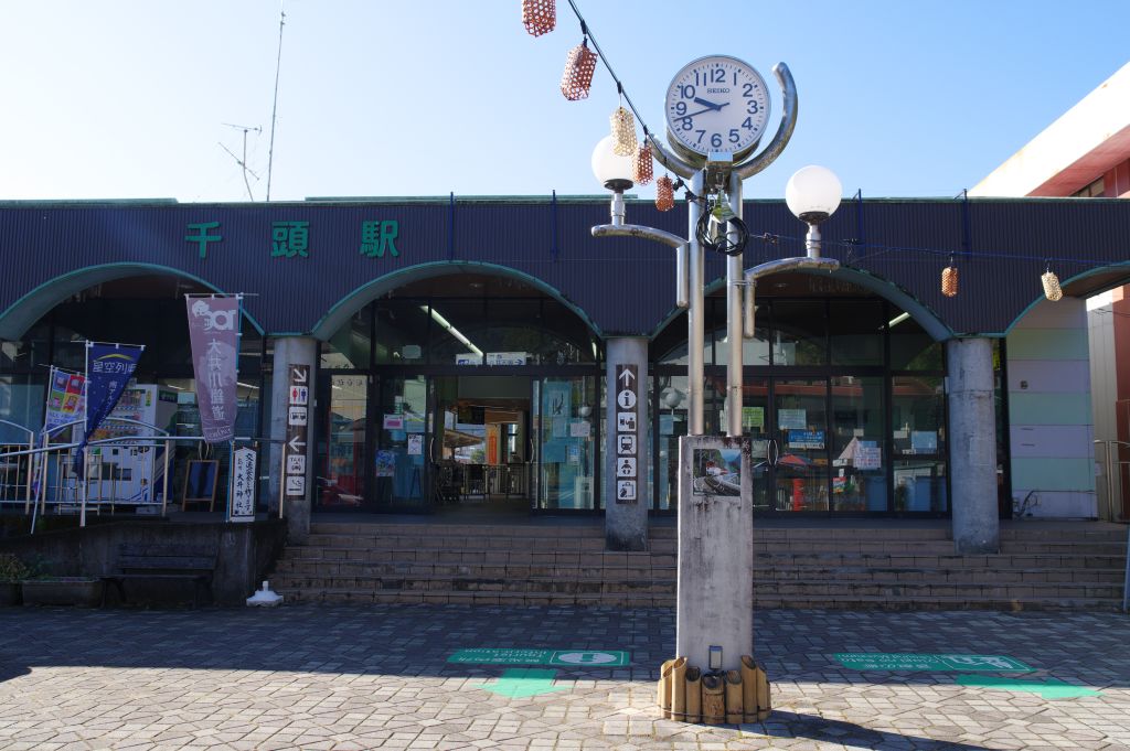 千頭駅・駅舎前