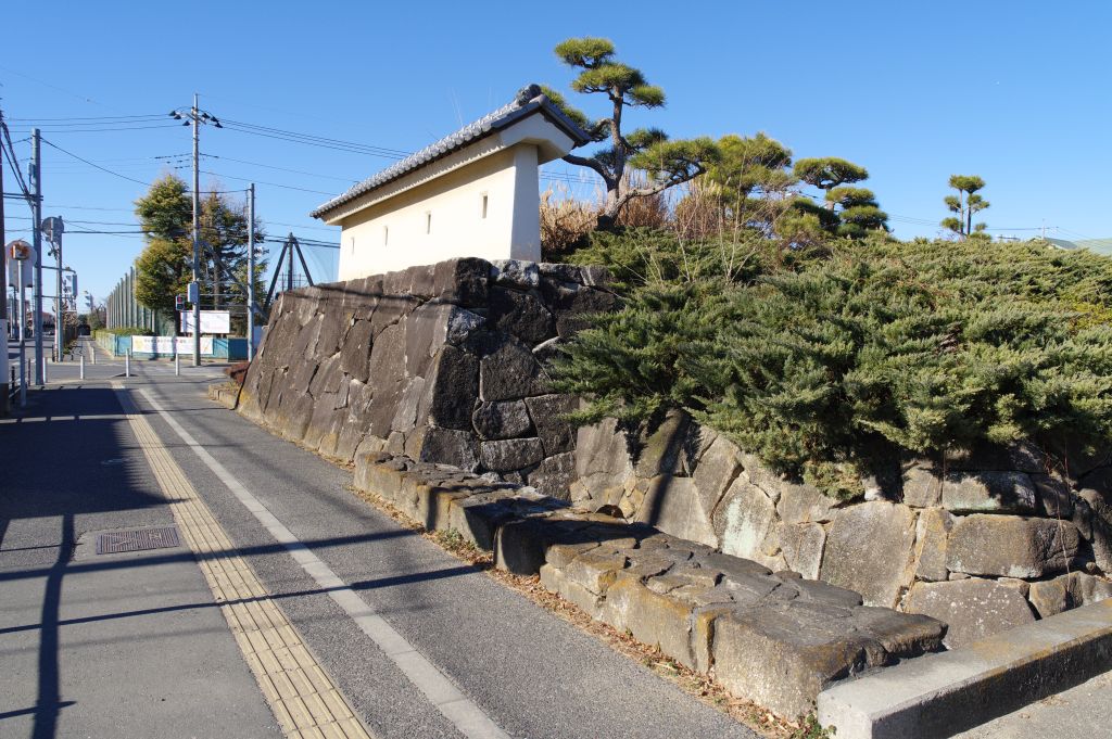 深谷城址公園・南西の角へ