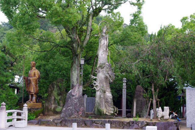 石手寺の写真ページへ