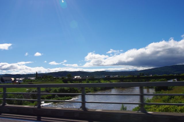 何度か渡った天塩川。天気が良くて広大な自然風景が映えます。