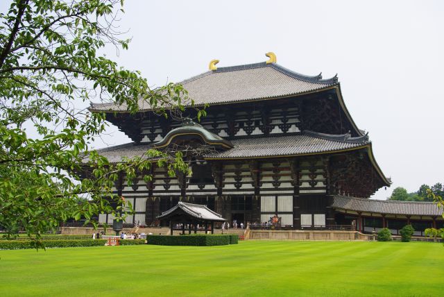 東大寺の写真ページへ