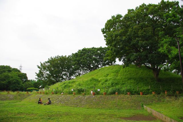 野毛大塚古墳の写真ページ