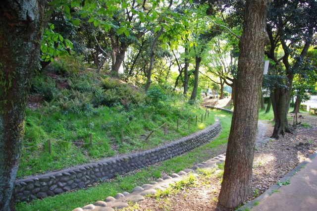 白鳥古墳、断夫山古墳（熱田神宮公園）の写真ページ