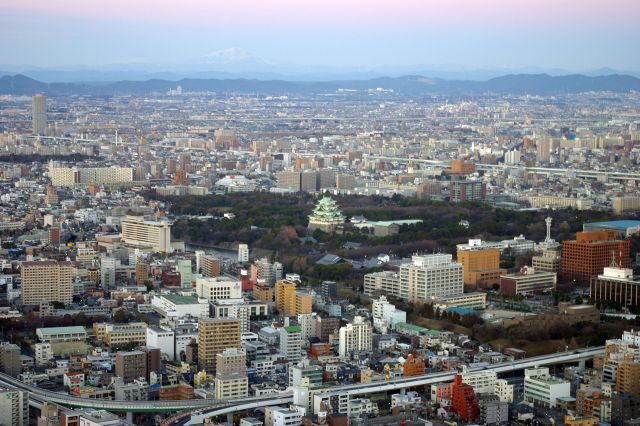 名古屋城周辺。