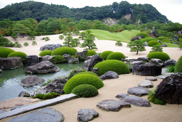 足立美術館の庭園の写真ページ