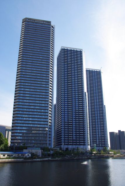 2年前は1つだった超高層マンションが3つに増えています。