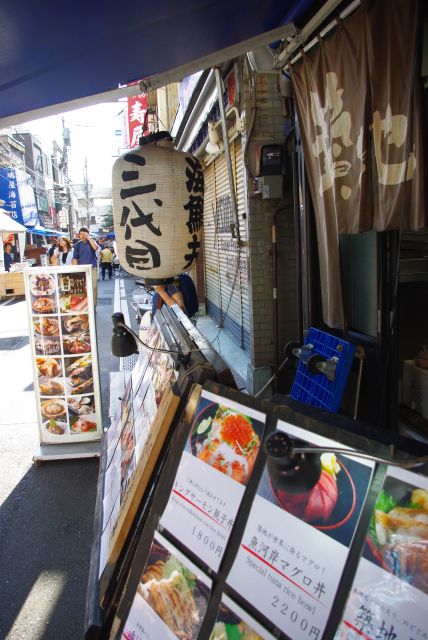 海産物のお店、どこもどれも美味しそう！