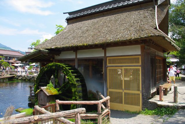 水車小屋へ。