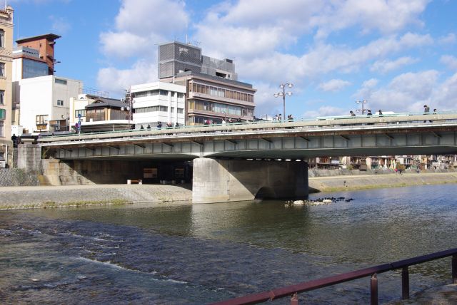 四条大橋の写真ページ