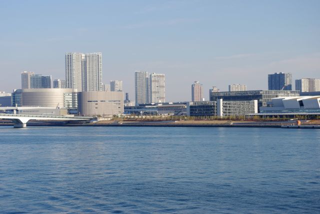 市場駅周辺、豊洲市場の一部。