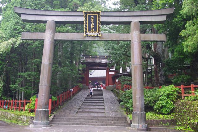 日光二荒山神社の写真ページへ