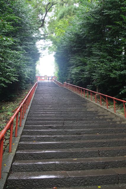 この先は大石段、仙台市登録文化財。