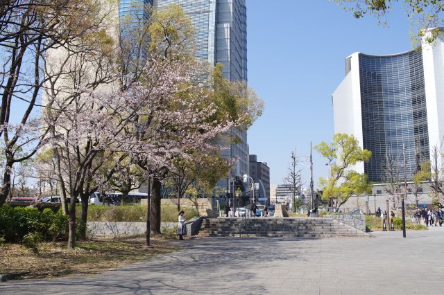 馬場町交差点付近へ。