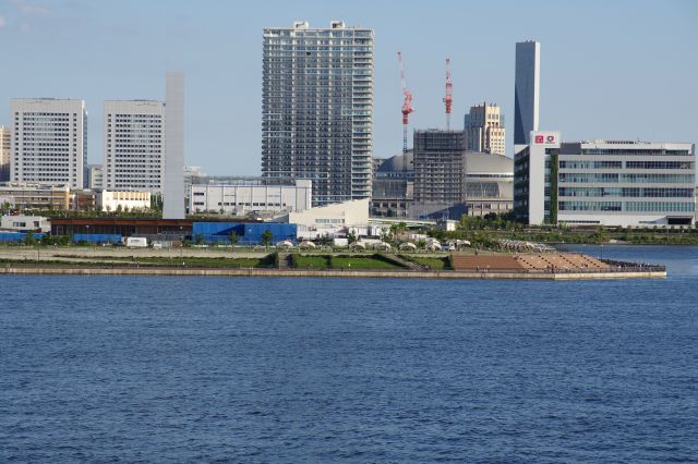 豊洲ぐるり公園、有明スポーツセンター、富士見橋。