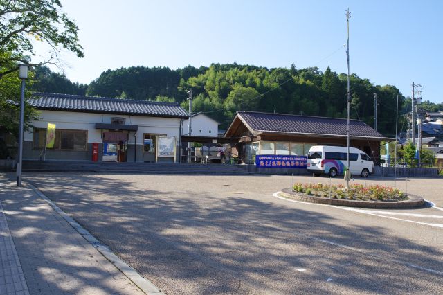 駅前のロータリー。