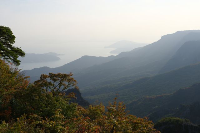 瀬戸内海側を少し眺めることができます。