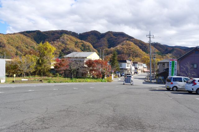 ここから荒川方面へ歩きます。