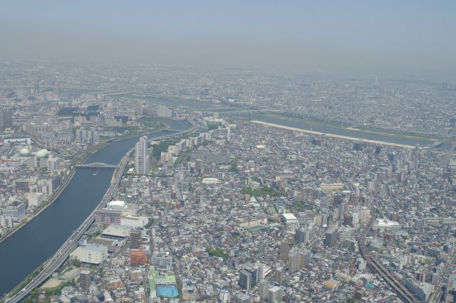 荒川、隅田川接近部分。