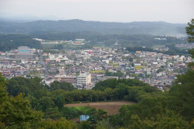 正面付近、二本松駅周辺。