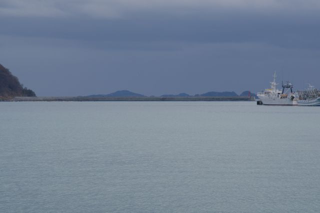 防波堤や離島。