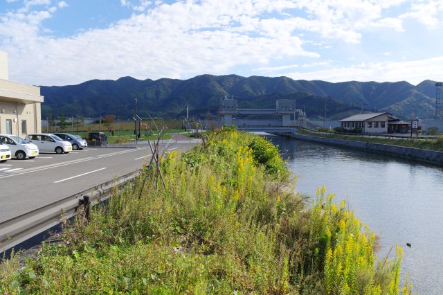 次は海沿いのみなと公園へ向かいます。