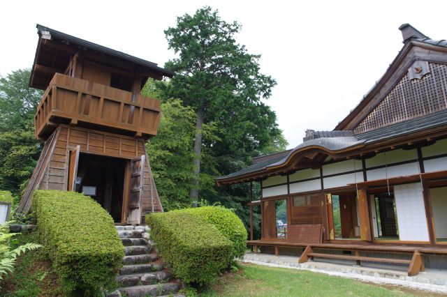 櫓から降りました。