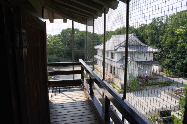 歴史記念館方面。