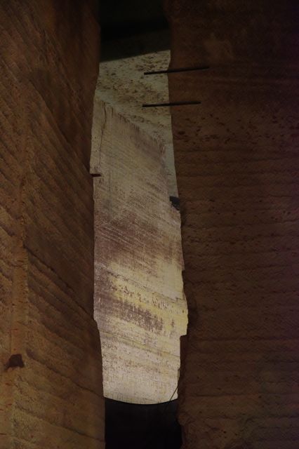 奥の空間。（自然光だったかは忘れた）