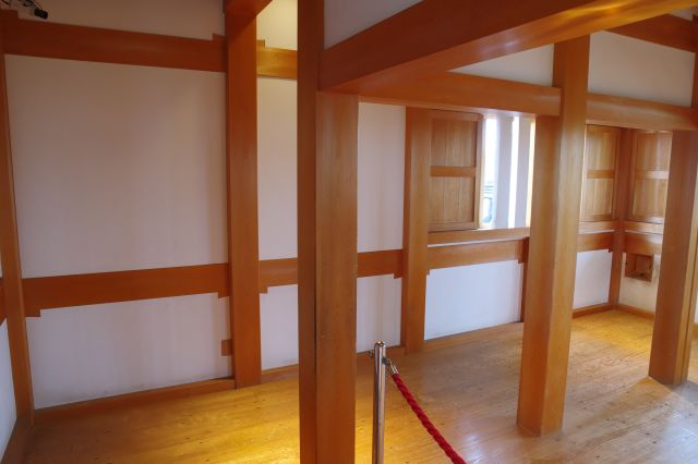 再建なので新しい雰囲気です。