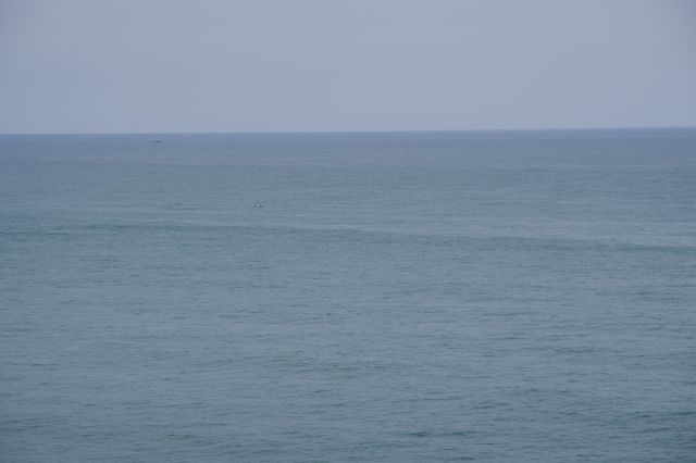ズームしてもどこまでも太平洋です。