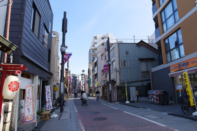 旧東海道は続きますが横丁に入ります。