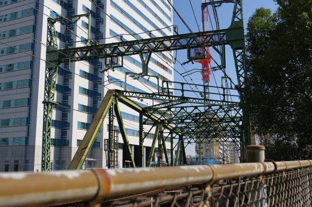八ツ山跨線々路橋、シン・ゴジラでも見た角度です。