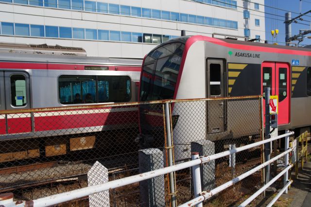 今度は浅草線の車両。