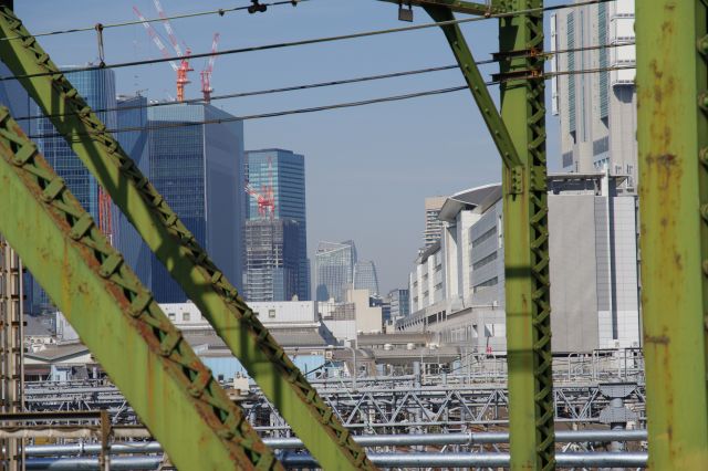 虎ノ門ヒルズが見えました。距離ありますが遮るものがなく。